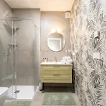 Urban Penthouse Terrace With Parking 아파트 *