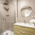 Urban Penthouse Terrace With Parking 아파트